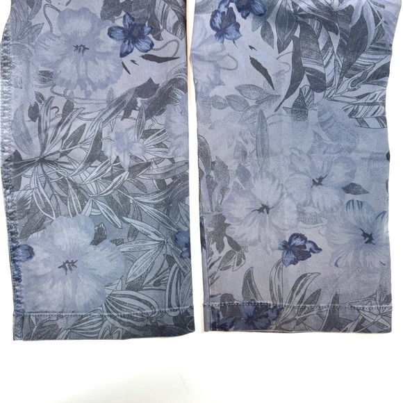GAP Girlfriend Chino Pants Floral Hibiscus Faded Blue Print Jeans Cotton Size 6 - Picture 9 of 16